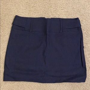 Short indigo skirt